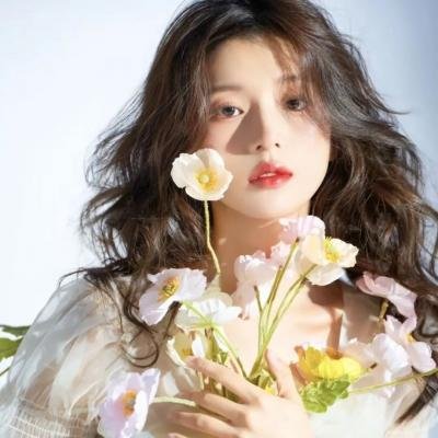 闪婚后被千亿老公宠上天